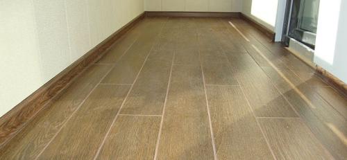 Как дешево сделать пол на балконе. Из чего лучше сделать пол на балконе