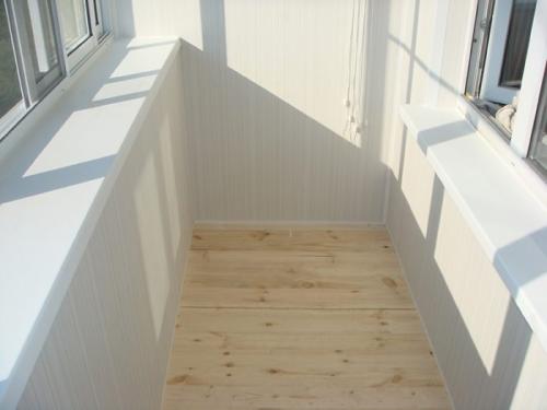 30 интересных идей отделки балкона своими руками. Как красиво и недорого отделать балкон внутри своими руками