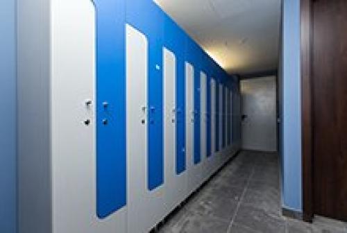 Шкафчик в школу в раздевалку. Разновидности 12