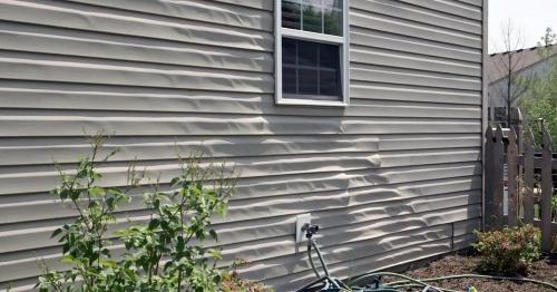 Практичный обзор: Чем крепить пластиковые панели при отделке ванной 03