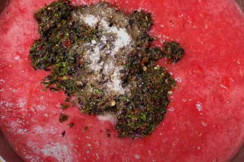 Рецепты с базиликом на зиму. Базиликовый соус на зиму — рецепты ароматного соуса с базиликом к мясу и пасте