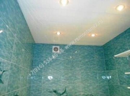 Ванная комната из пластиковых панелей: современный дизайн и практичность 05