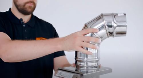 Монтаж трубы дымохода через профлист. Примыкание профнастила к трубе прямоугольного сечения 05 Монтаж трубы дымохода через профлист. Примыкание профнастила к трубе прямоугольного сечения 05