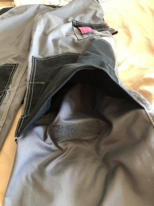 Какой размер должны иметь садовые наколенники для максимального комфорта. Наколенники. Защита коленей при проведении строительных работ