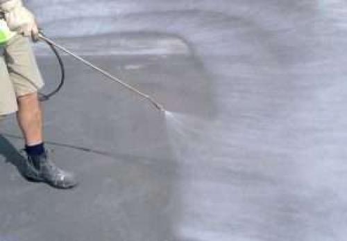 Что делать после заливки фундамента. Правила ухода