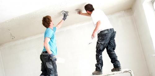 Как выбрать подходящие материалы для штукатурки и шпаклёвки потолка. Штукатурка и шпаклевка потолка своими руками