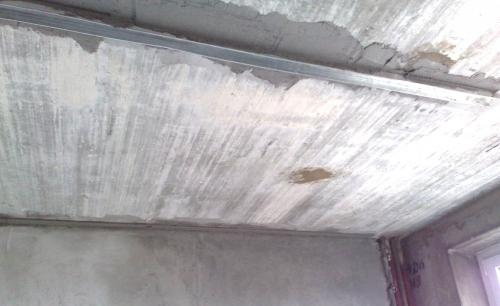 Как выбрать подходящие материалы для штукатурки и шпаклёвки потолка. Штукатурка и шпаклевка потолка своими руками