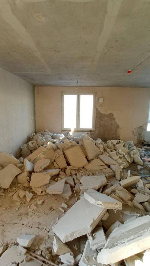 Сколько времени занимает выполнение работ по штукатурке и шпаклёвке потолка. Сколько времени займет ремонт квартиры?