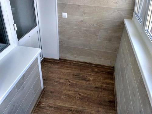 Самый дешевый способ отделки балкона. Чем лучше обшить лоджию внутри: советы специалиста со стажем