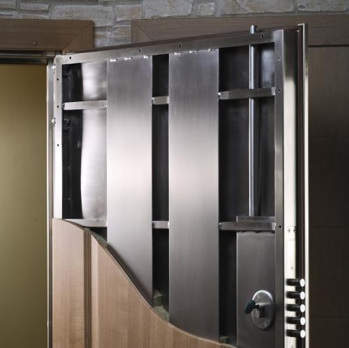 Как выбрать оптимальный размер входной двери с коробкой для частного дома 10