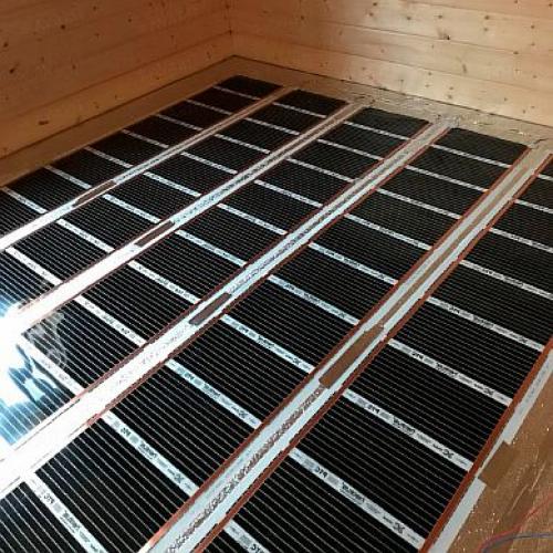 Теплый пол стяжка на деревянный пол. Как сделать теплый пол в деревянном доме своими руками — монтаж водяной и инфракрасной системы