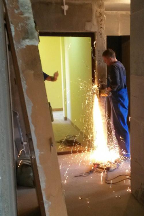 Как выбрать входную дверь, чтобы она была безопасной для семьи с детьми. Как выбрать входную дверь.