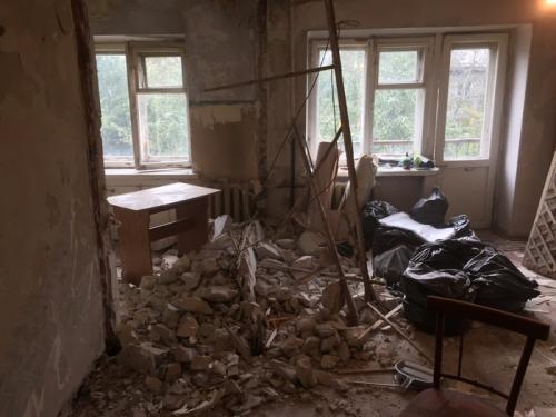 Какие инструменты и оборудование необходимы для сноса стен в панельной хрущевке. Дневник бюджетного ремонта хрущёвки своими руками. Част. Демонтаж