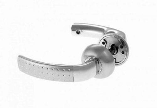 Как разобрать и снять дверную ручку межкомнатной двери. Как разобрать круглую дверную ручку межкомнатной двери 31