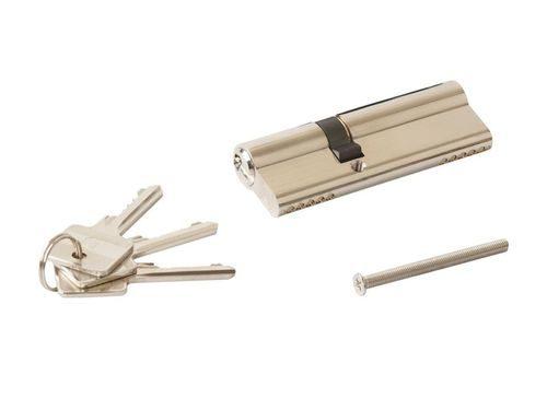 Как заменить замок в китайской металлической двери. Важная информация про личинки китайских дверей