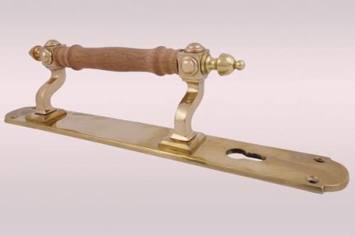 Устройство ручки входной двери. Разновидности ручек для входных дверей